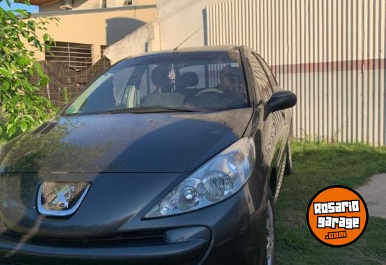 Autos - Peugeot Peugeot 207 2014 Nafta 111000Km - En Venta