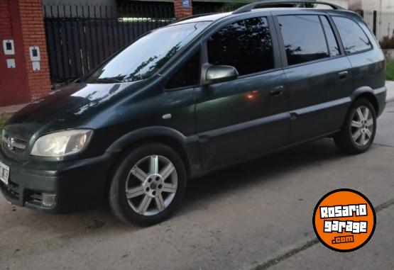 Autos - Chevrolet Zafira GLS 2009 2009 Nafta 230000Km - En Venta