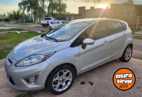 Autos - Ford Fiesta kinetic titanium 2013 Nafta 89000Km - En Venta