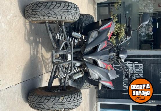 Cuatris y UTVs - Motomel MX 250 pro 2017  2000Km - En Venta