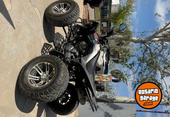 Cuatris y UTVs - Motomel MX 250 pro 2017  2000Km - En Venta