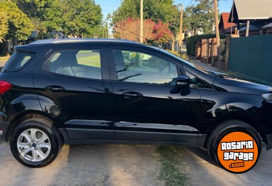 Autos - Ford Ecosport Titaniun 2015 Nafta 90000Km - En Venta