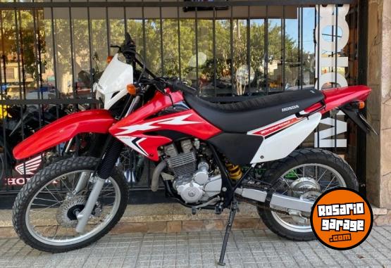 Motos - Honda XR 250 TORNADO 2022 Nafta 16500Km - En Venta