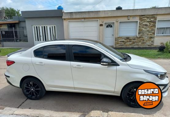 Autos - Fiat Cronos 2022 GNC 42000Km - En Venta