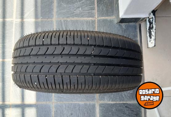 Accesorios para Autos - Vendo cubierta bridgestone 195 55 15 - En Venta