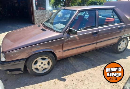 Autos - Renault 9 1995 GNC 111111Km - En Venta