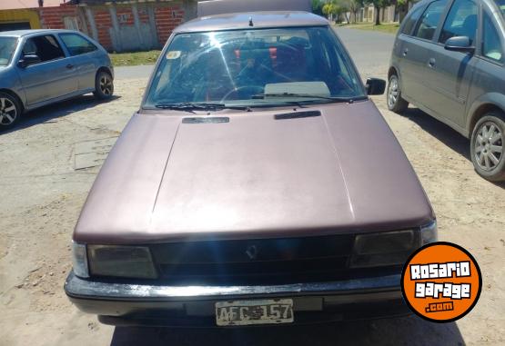 Autos - Renault 9 1995 GNC 111111Km - En Venta