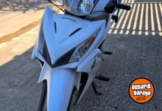 Motos - Honda Wave 2021 Nafta 8300Km - En Venta