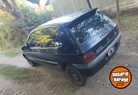 Autos - Renault Clio 1 1997 Nafta 224000Km - En Venta