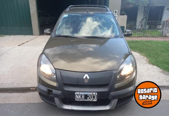 Autos - Renault SANDERO 2014 Nafta 111111Km - En Venta