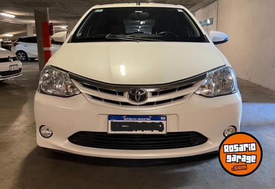 Autos - Toyota Etios XLS 2017 Nafta 64000Km - En Venta