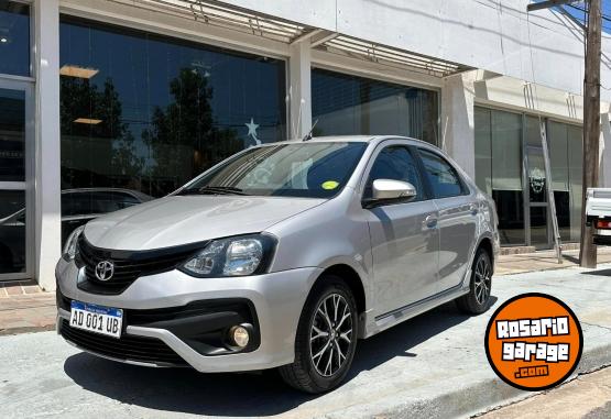 Autos - Toyota ETIOS 4 PUERTAS 1.5 XLS 2018 Nafta 129000Km - En Venta