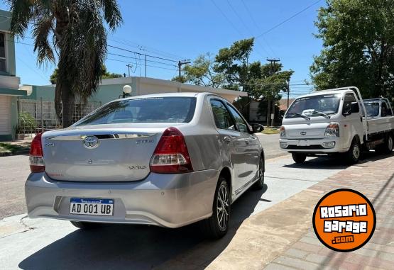 Autos - Toyota ETIOS 4 PUERTAS 1.5 XLS 2018 Nafta 129000Km - En Venta