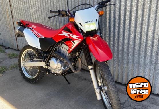 Motos - Honda Tornado 2018 Nafta 13100Km - En Venta