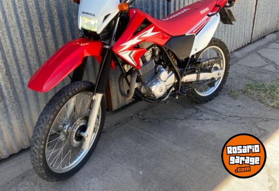 Motos - Honda Tornado 2018 Nafta 13100Km - En Venta