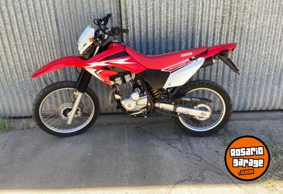 Motos - Honda Tornado 2018 Nafta 13100Km - En Venta