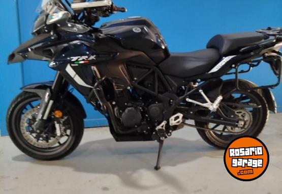 Motos - Benelli TRK 502 2022 Nafta 21400Km - En Venta