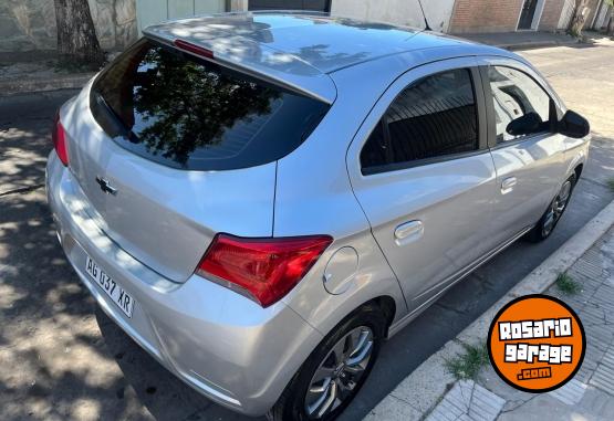 Autos - Chevrolet ONIX JOY BLACK 1.4 2023 Nafta 16200Km - En Venta