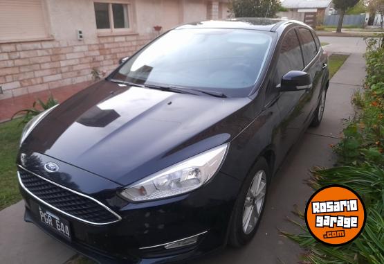 Autos - Ford Focus 2015 Nafta 129000Km - En Venta