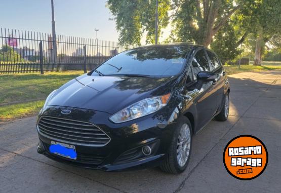 Autos - Ford Fiesta kinetic se plus 2013 Nafta 87500Km - En Venta