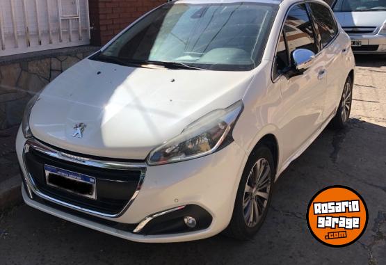 Autos - Peugeot 2017 feline full 2017 Nafta 97000Km - En Venta