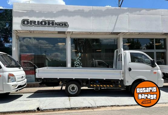 Camiones y Gras - KAMA X1 C/SIMPLE DIESEL con CAJA DE CARGA 0Km My2025 Para 3 Toneladas. Financia Bco. Santander. Acrcate a ORIO HNOS, SAN GENARO, concesionario oficial JMC, ISUZU, KAMA Camiones - En Venta