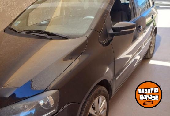 Autos - Volkswagen Suran Highline 2012 Nafta 155000Km - En Venta