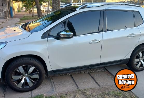 Autos - Peugeot 2008 THP 2017 Nafta 92000Km - En Venta