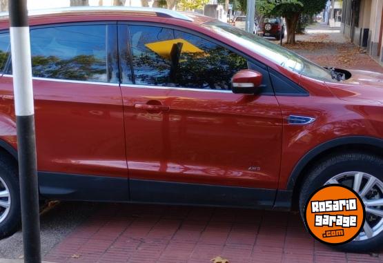 Autos - Ford KUGA 2017 Nafta 40000Km - En Venta