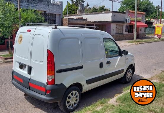 Utilitarios - Renault Kangoo 2015 Nafta 200000Km - En Venta