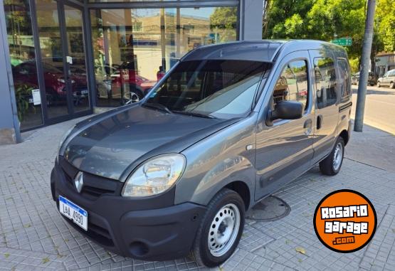 Utilitarios - Renault KANGOO CONFORT 5 ASIENTOS 2015 GNC 130000Km - En Venta