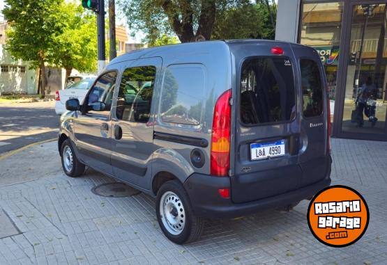 Utilitarios - Renault KANGOO CONFORT 5 ASIENTOS 2015 GNC 130000Km - En Venta