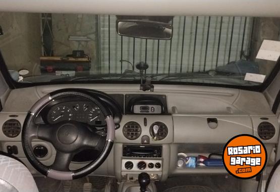 Utilitarios - Renault Kangoo 2011 Diesel 176000Km - En Venta