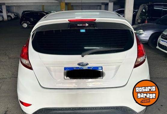 Autos - Ford Fiesta SE KD 2019 Nafta 59000Km - En Venta