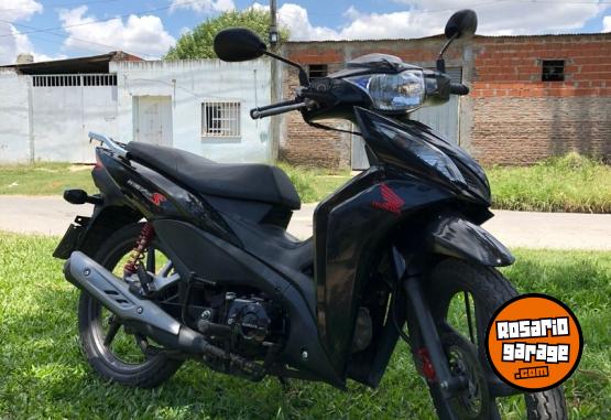 Motos - Honda WAVE 110 C/D 2018 Nafta 12000Km - En Venta