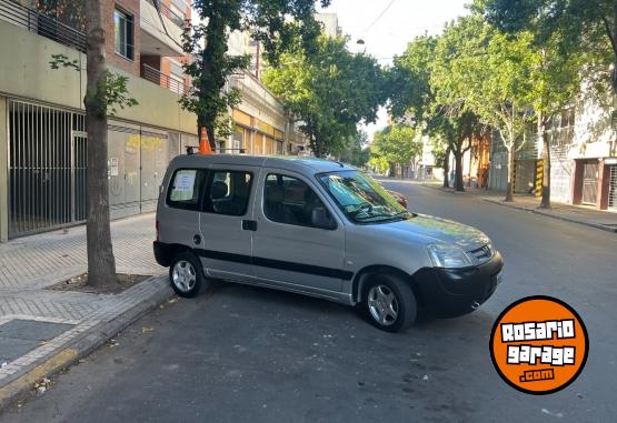 Utilitarios - Peugeot Partner Patagonica HDI1.6 2011 Diesel 220000Km - En Venta