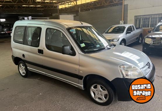 Utilitarios - Peugeot Partner Patagonica HDI1.6 2011 Diesel 220000Km - En Venta