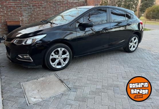 Autos - Chevrolet Cruze Lt 2017 Nafta 131000Km - En Venta