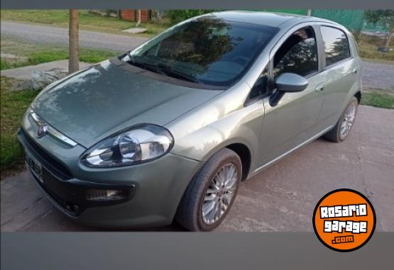 Autos - Fiat Punto Essence 2014 GNC 140000Km - En Venta