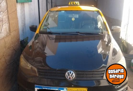 Autos - Volkswagen Voyage 2017 GNC 111111Km - En Venta