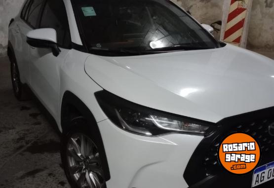 Autos - Toyota Corolla cross 2023 Nafta 17000Km - En Venta