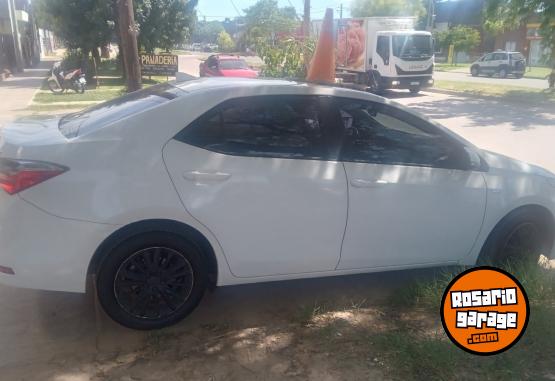 Autos - Toyota 1.8 xei cvt 2018 Nafta 101798Km - En Venta