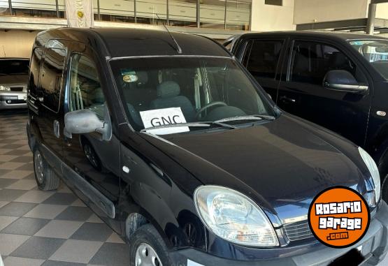 Utilitarios - Renault Kangoo 2011 GNC 220000Km - En Venta