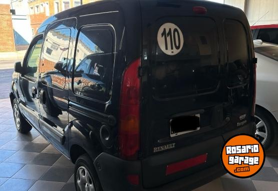 Utilitarios - Renault Kangoo 2011 GNC 220000Km - En Venta