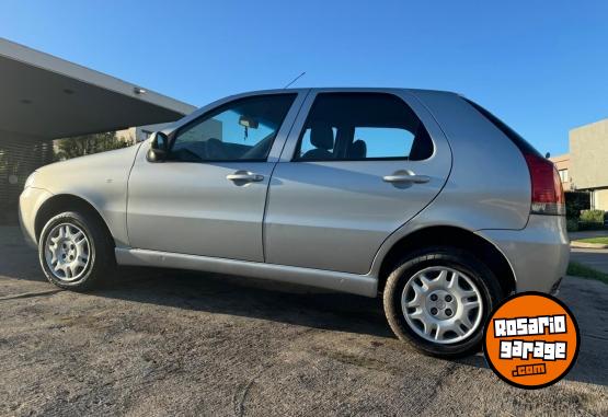 Autos - Fiat palio 5 puertas. HLX. 1.8 2006 Nafta 112000Km - En Venta