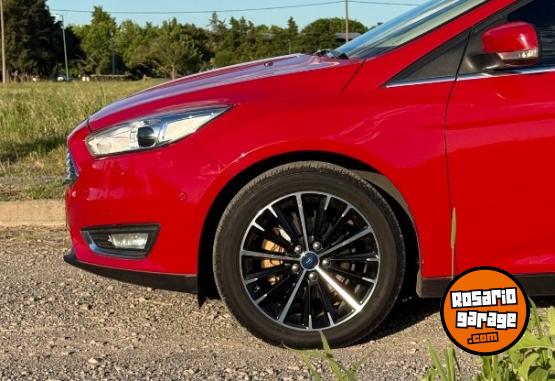 Autos - Ford Focus 2016 Nafta 97000Km - En Venta