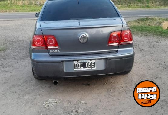 Autos - Volkswagen Bora 2010 Nafta 176000Km - En Venta