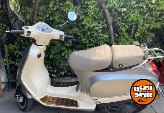 Motos - Zanella Zanella exclusive 150 2018 Nafta 21000Km - En Venta