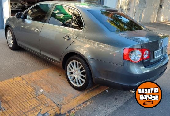 Autos - Volkswagen Vento 2010 Nafta 180000Km - En Venta