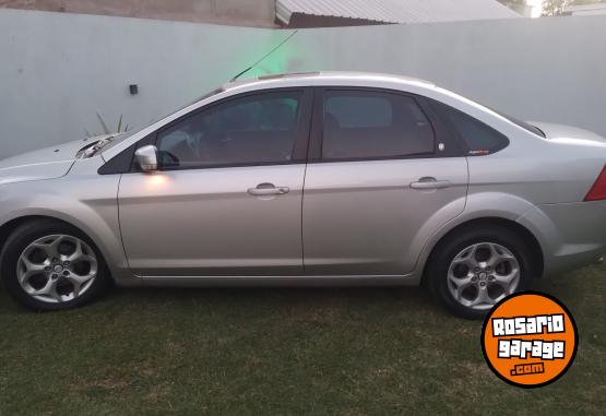 Autos - Ford Focus ghia 2013 Nafta 170000Km - En Venta